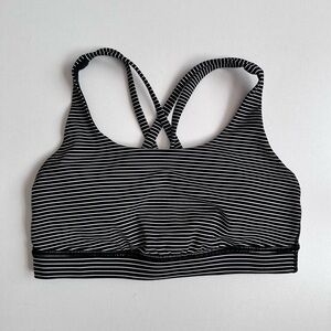 Lululemon Sport Bra Black White Stripe Cross Back Size 6